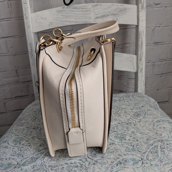 Coach Dreamer Rivet's Handbag - Picture 8 of 16